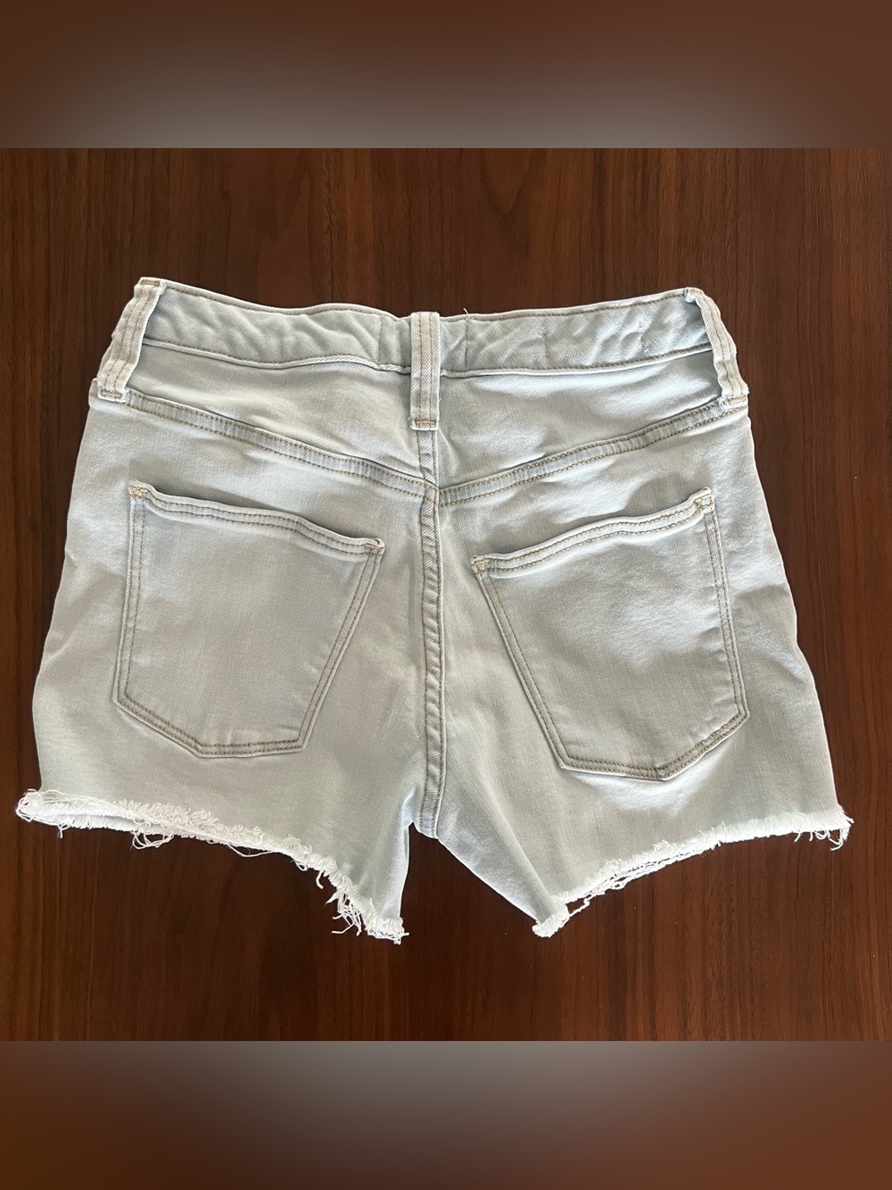 Target Universal Thread High Rise Midi Denim Shorts 2R - Picture 4 of 4